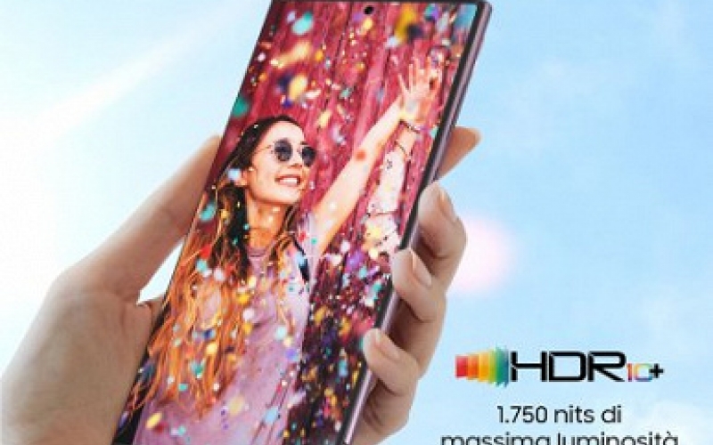 Samsung Galaxy S22 Ultra и комплект поставки впервые показали вживую на официальных изображениях