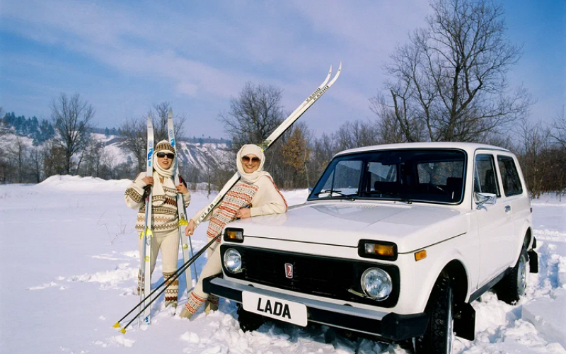 «Про комбайн все забудут, а автомобиль останется». «АвтоВАЗ» отмечает сегодня  45-летие легендарного внедорожника Lada Niva