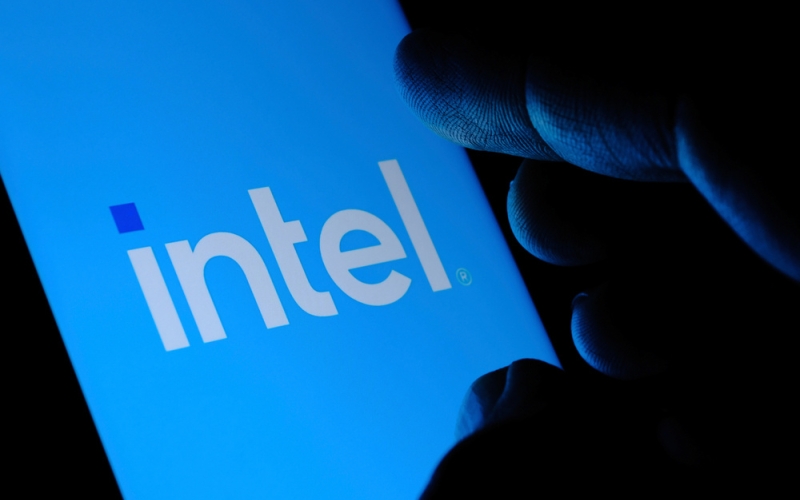СМИ: Intel планирует массовые сокращения из-за падения спроса на PC